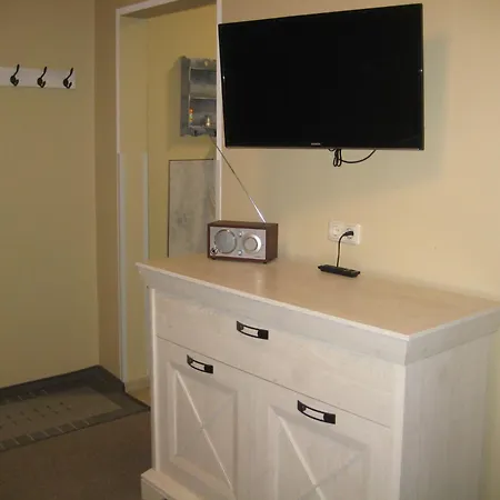 Neveriner Zimmervermietung Апартаменты *